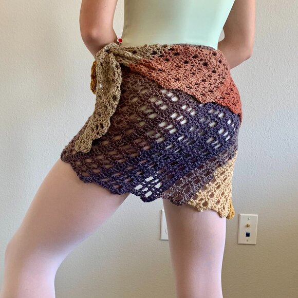 Ballet Crochet Warmup Wrap - Picture 5 of 10